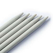 Load image into Gallery viewer, Double-pointed and glove knitting pins, plastic 20 cm x 5.50 mm