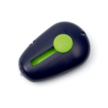 將圖片載入圖庫檢視器 LED needle threader Default Title