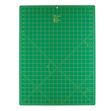 將圖片載入圖庫檢視器 Cutting mat for rotary cutter,  cm/inch scale 45 cm x 60 cm / 23 inch x 17 inch