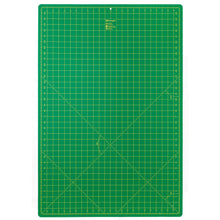 Load image into Gallery viewer, Cutting mat for rotary cutter,  cm/inch scale 60 cm x 90 cm / 35 inch x 23 inch
